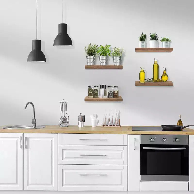 Lot de 4 étagères murales flottantes – pour ranger et exposer des pièces d'ornement, des objets de décoration intérieure et d'autres objets de valeur