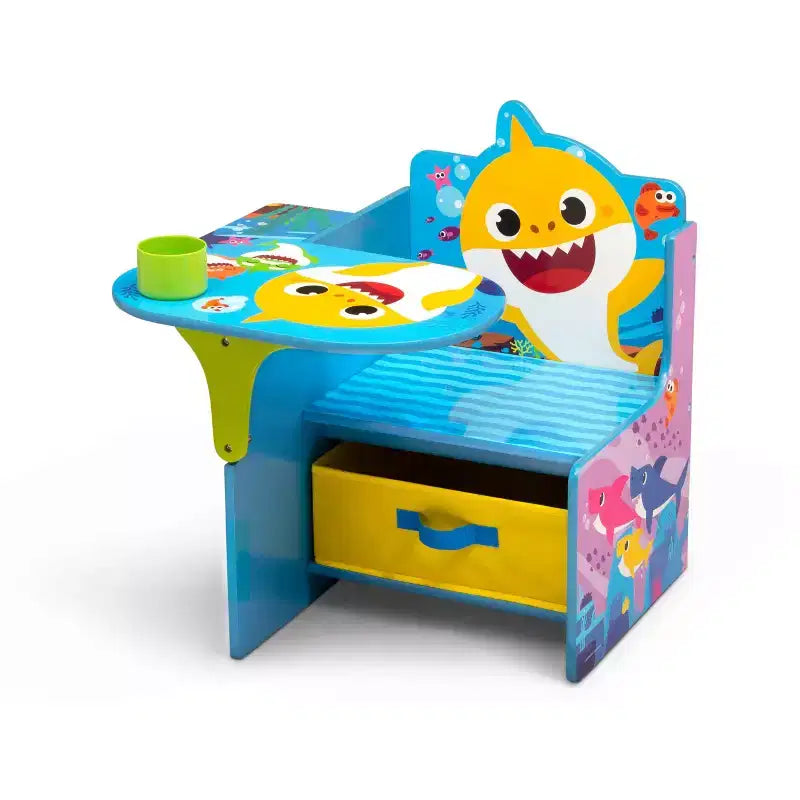 Bureau d'enfant avec rangement
